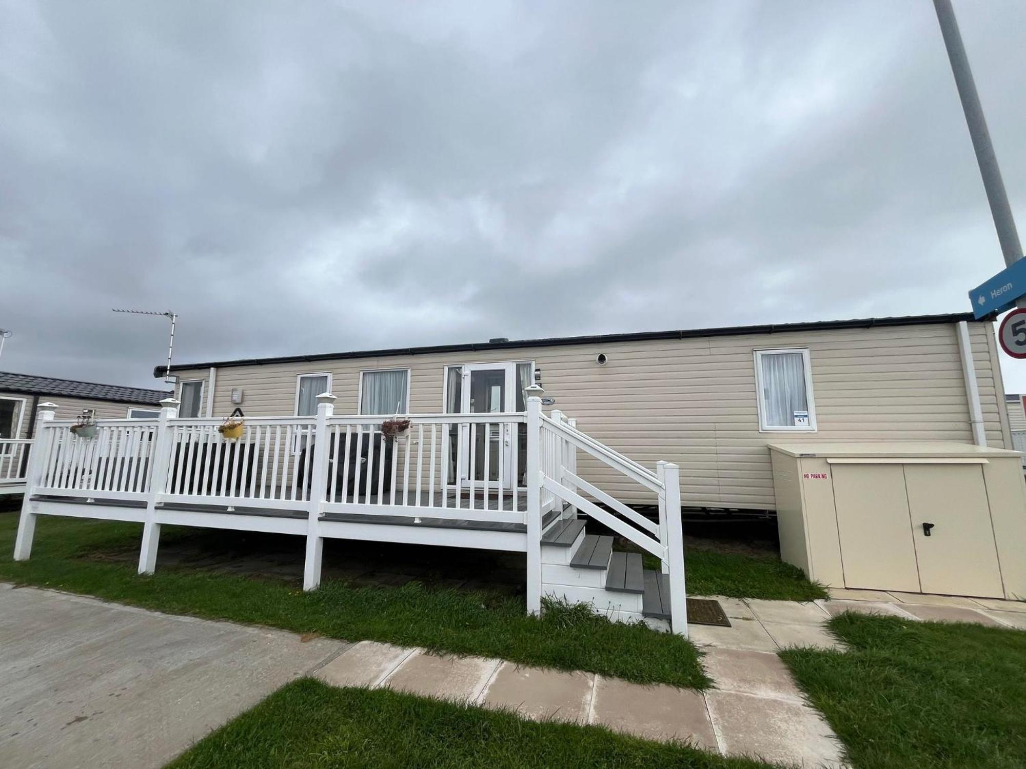 Heron 41: Beachside Pet-Friendly Retreat at California Cliffs Scratby Exterior photo
